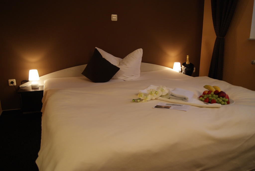 אנרודה Landhotel Berggaststaette Bickenriede חדר תמונה