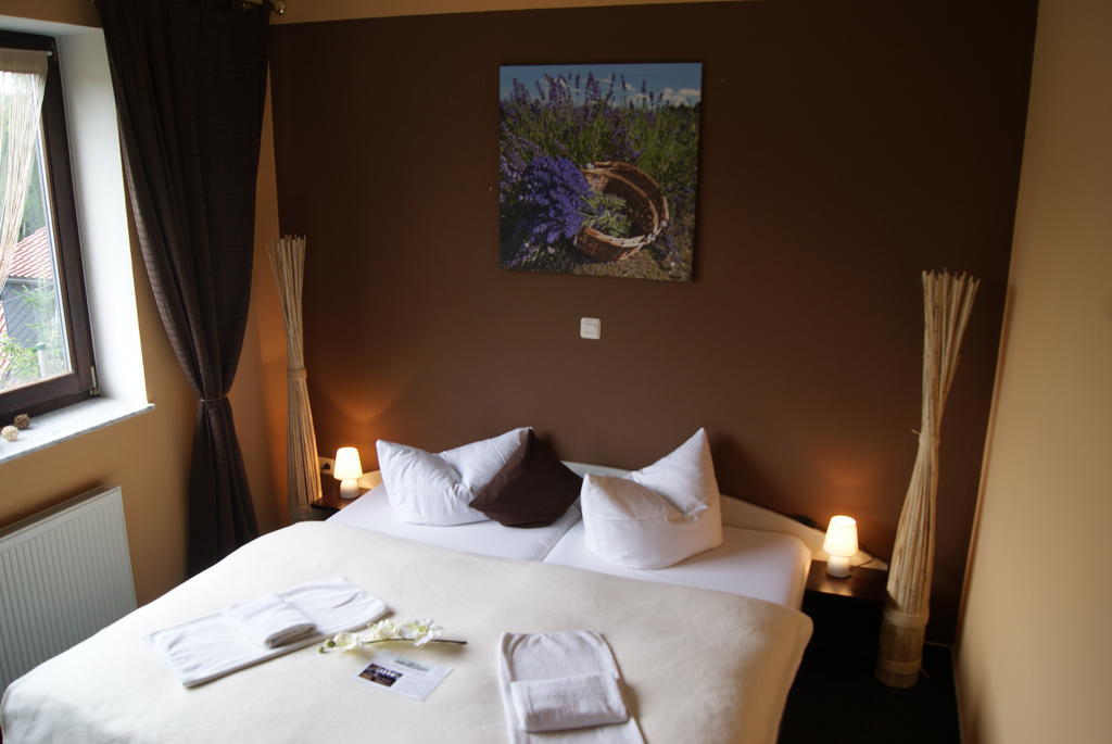 אנרודה Landhotel Berggaststaette Bickenriede חדר תמונה